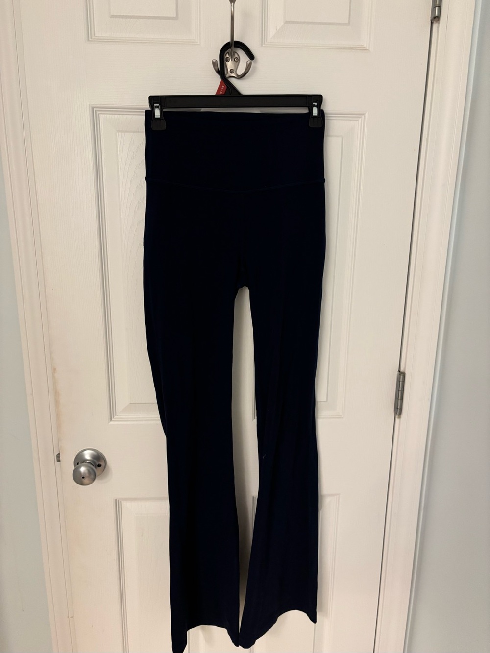 Women’s Navy Lululemon flare align leggings